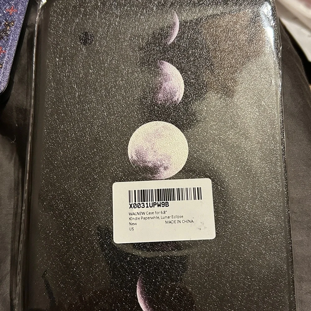 a.n.a Black and Purple Moon Phase Case for 6.8” kindle